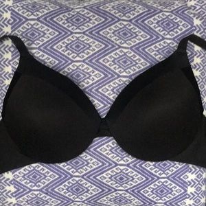 Maidenform Silky Black Bra Comfort Devotion Bra